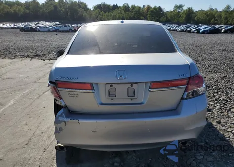 2011 Honda Accord Exl z USA, uszkodzony, nr VIN 1HGCP3F81BA018237